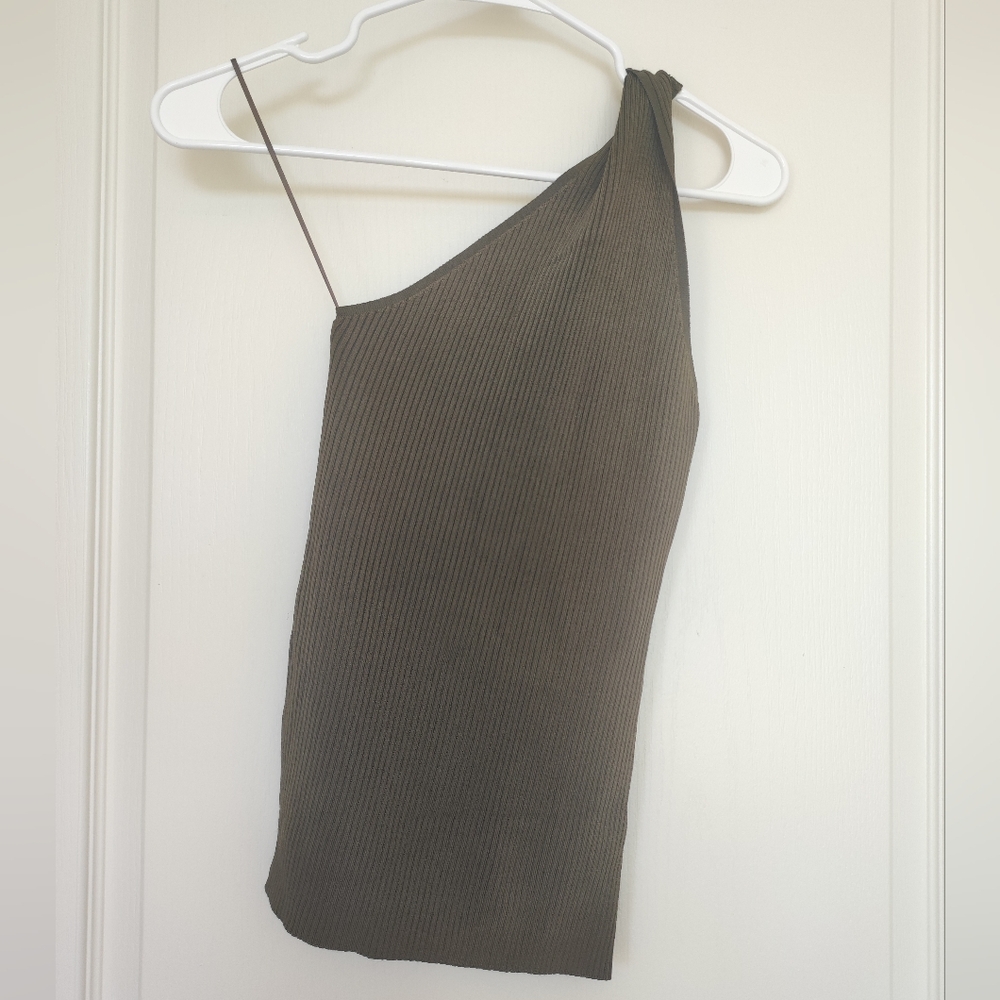 Reiss Olive One-Shoulder Ribbed Tank Top - Picture 3 of 9
